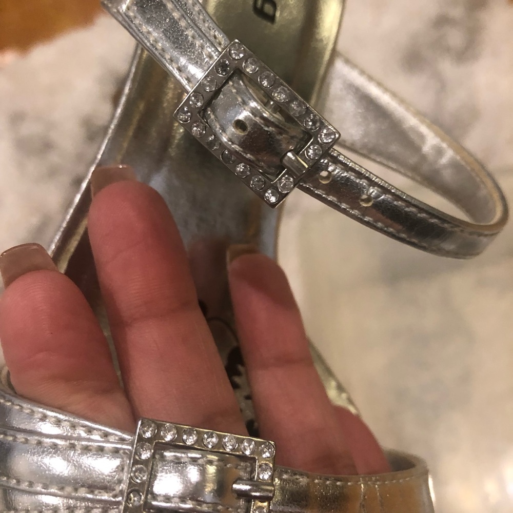 Spring Silver Sandals - Picture 3 of 6